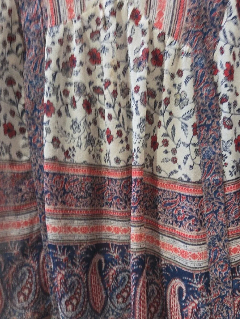 Knox Rose Cream Boho Tunic with Red & Blue Paisley - Picture 6 of 8